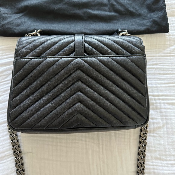 Saint Laurent Classic Medium Collége Monogram Black - Picture 7 of 8